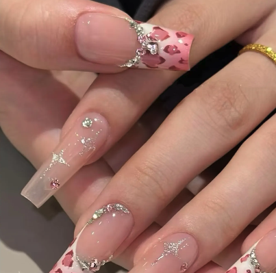 Nail service example
